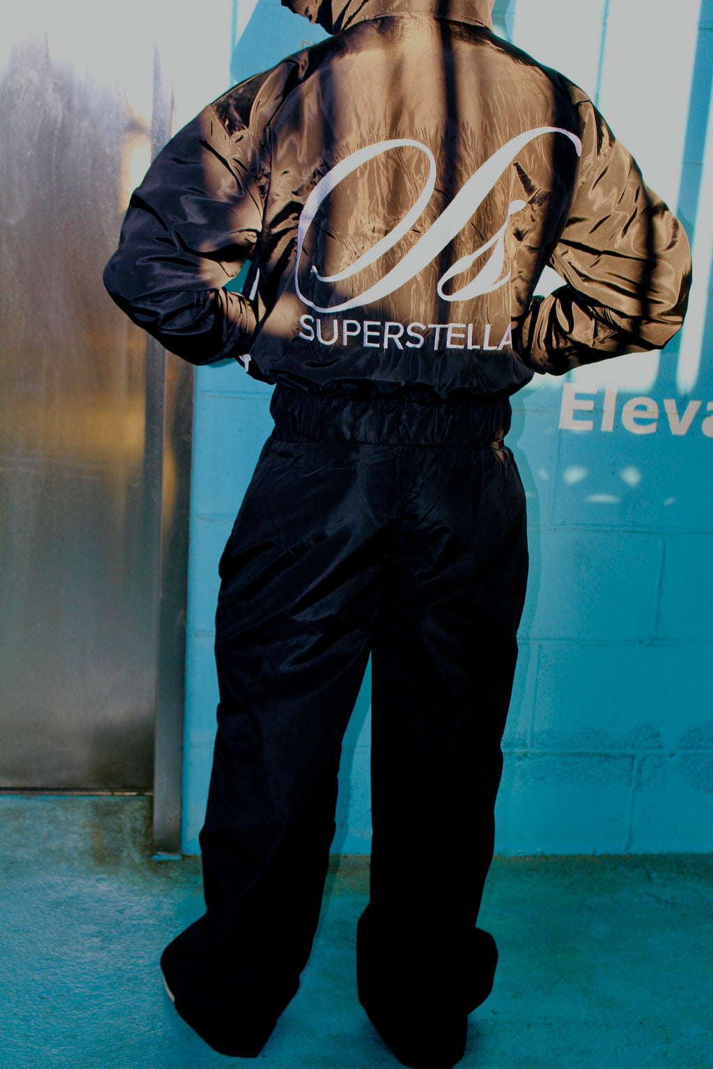 Black windbreaker set