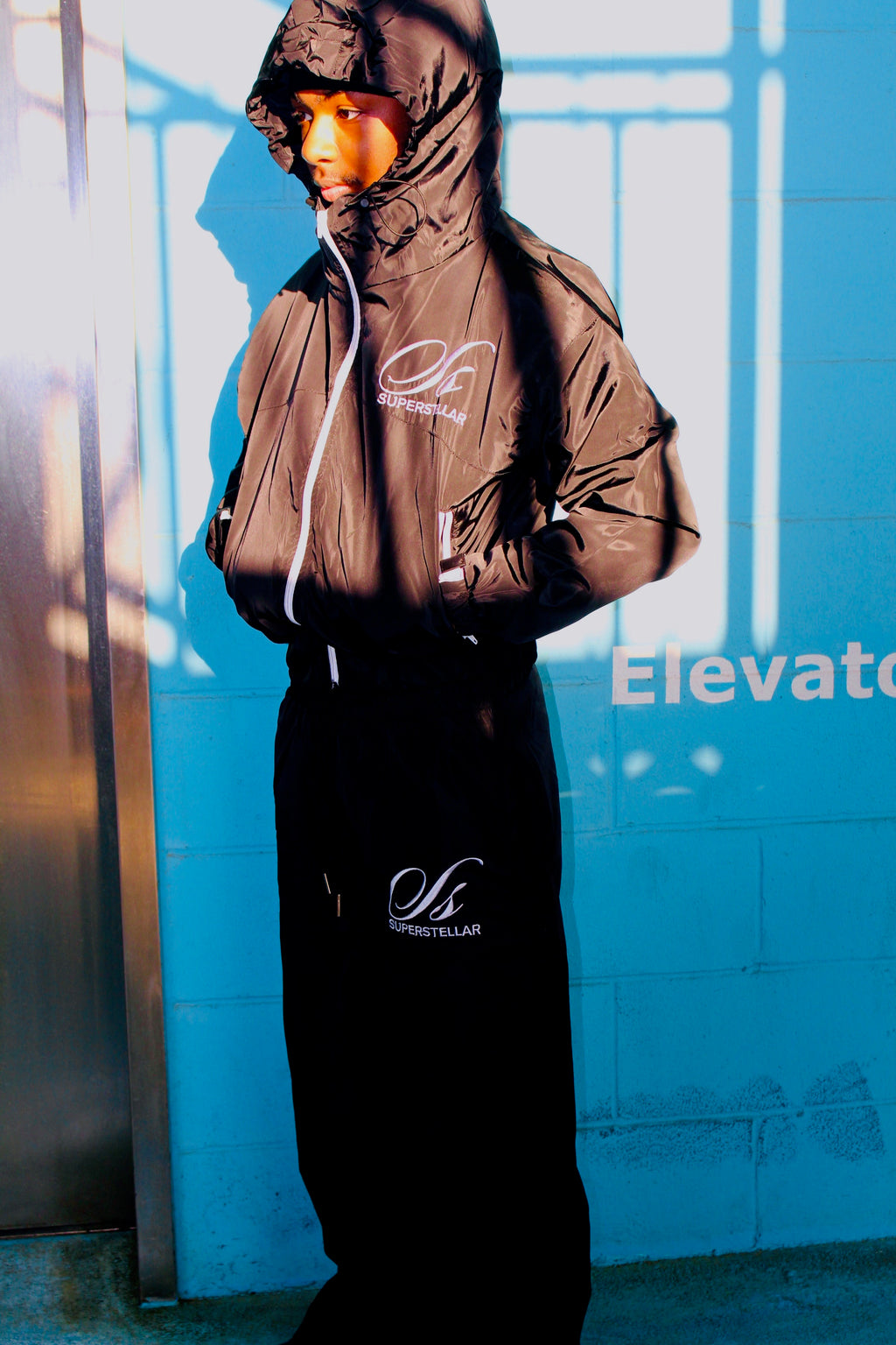 Black windbreaker set