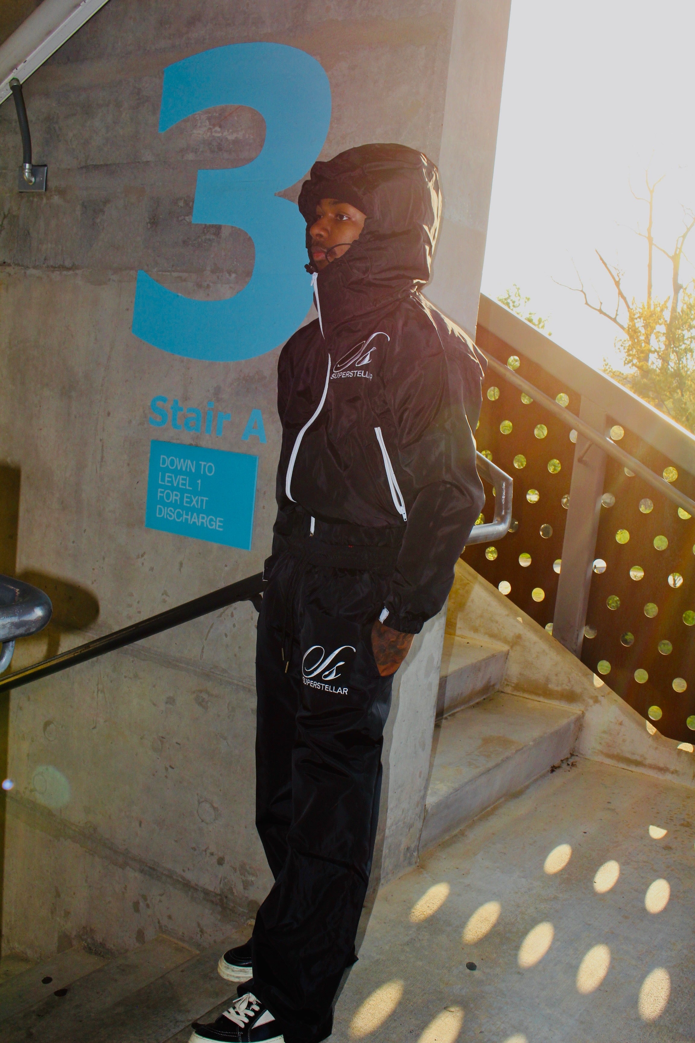 Black windbreaker set